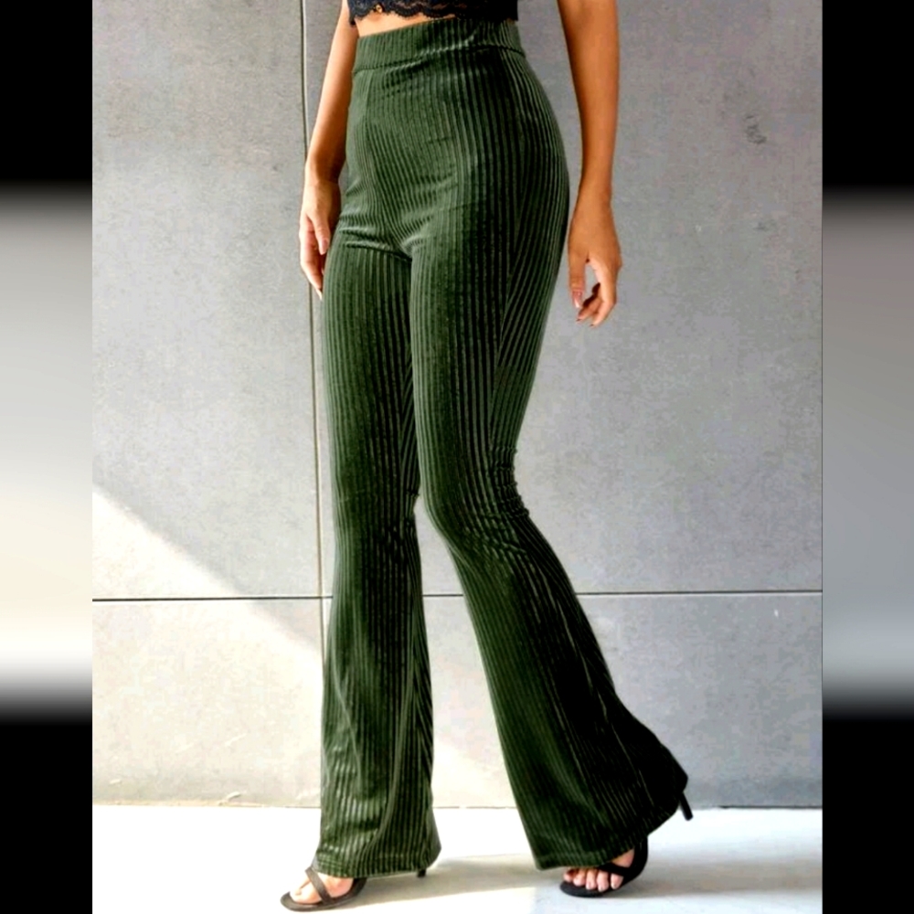Ribbed dark green velvet flare pants